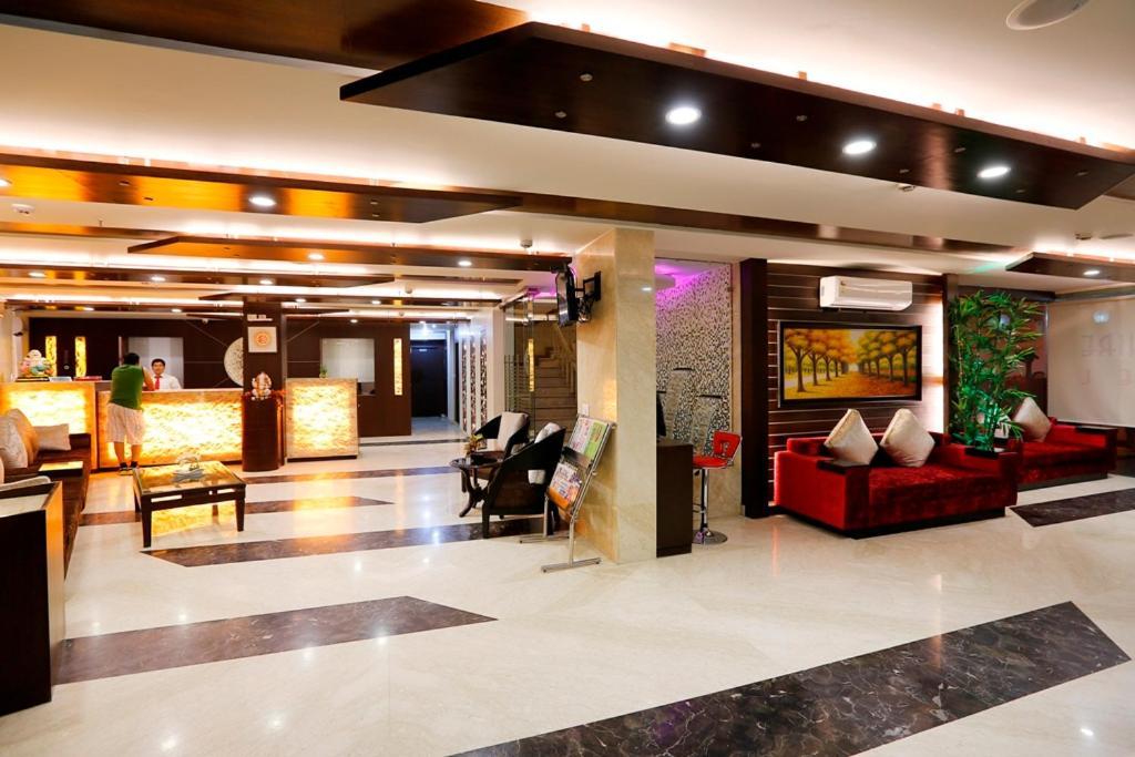 Airport La Sapphire Hotel & Restaurant ニューデリー エクステリア 写真